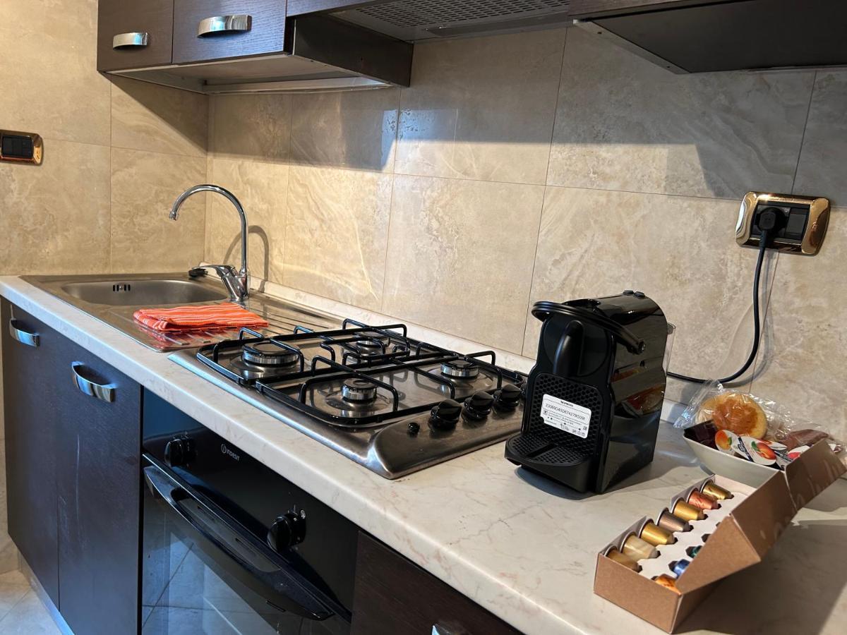 Carpegna Luxury Apt With Terrace Roma Esterno foto
