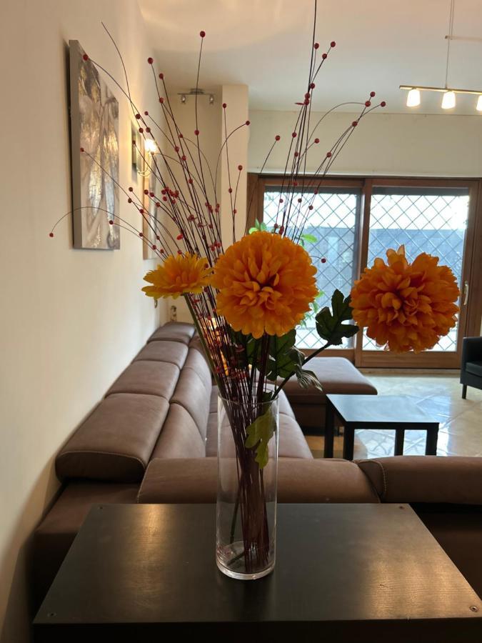 Carpegna Luxury Apt With Terrace Roma Esterno foto