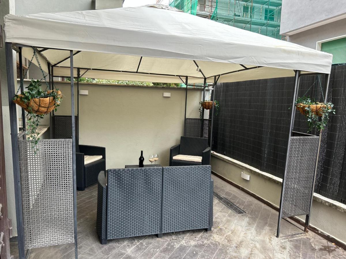 Carpegna Luxury Apt With Terrace Roma Esterno foto