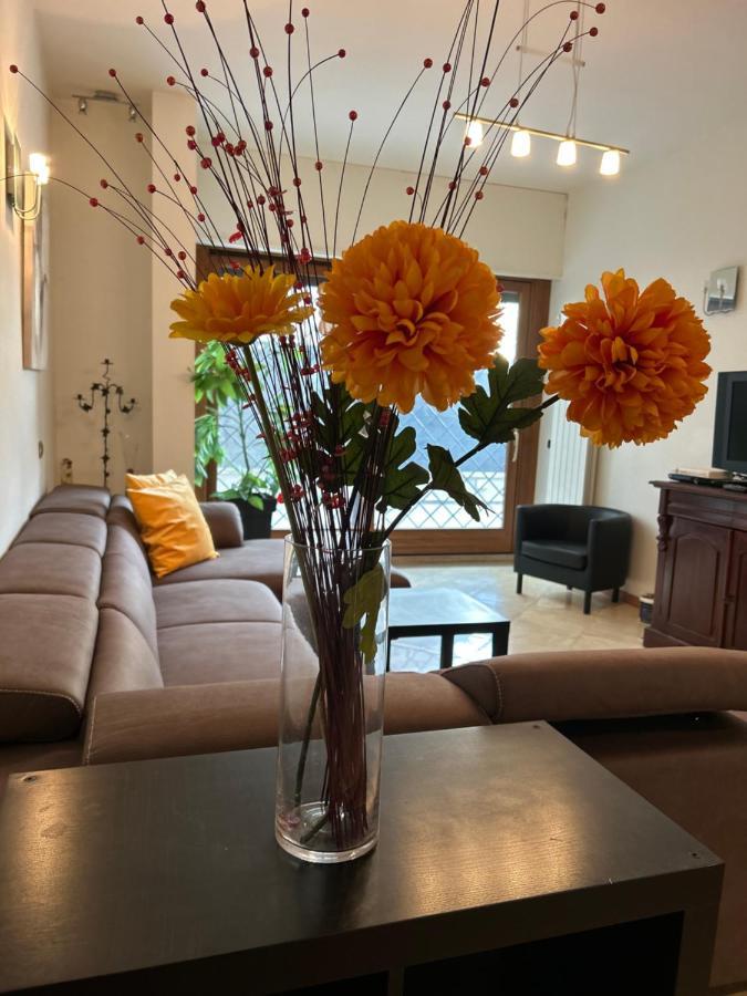 Carpegna Luxury Apt With Terrace Roma Esterno foto